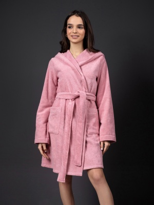 Женский укороченный махровый халат с капюшоном (Пудрово-розовый)